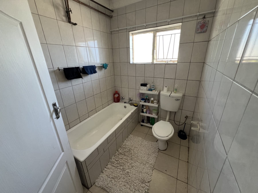 2 Bedroom Property for Sale in La Hoff North West